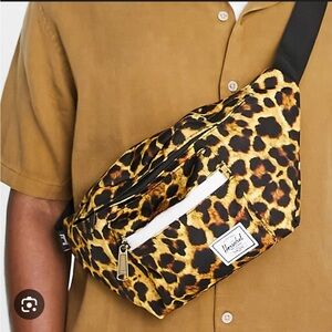 Herschel Leopard Print Fannypack / Waist bag